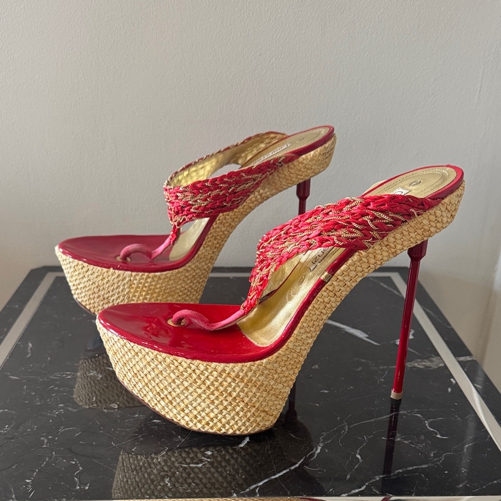 Gianmarco Lorenzi RARE Red and Gold Raffia Platform Thong Sandals 40 fetish